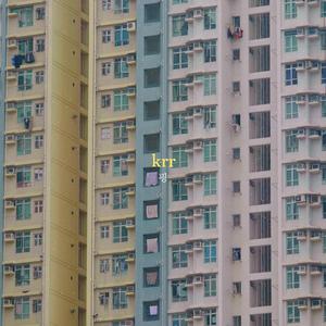 小雪握住老杨的又粗又大
