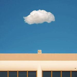 小雪握住老杨的又粗又大
