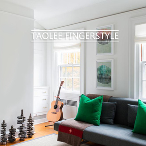 小雪握住老杨的又粗又大
